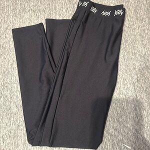 Yitty / Fabletics major label leggings